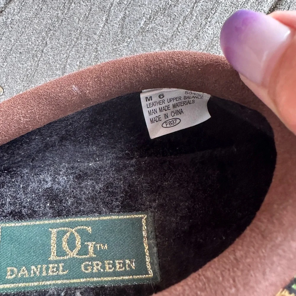 EUC Daniel Green suede clogs - Picture 7 of 8